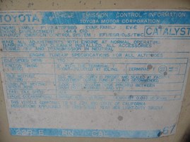 1985 TOYOTA 4RUNNER SR5 TAN 2.4L MT 4WD Z19458